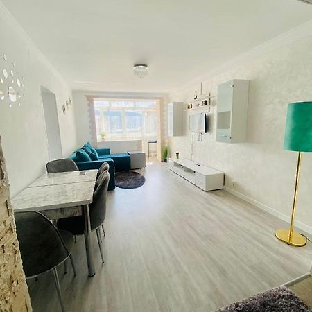 Apartament Tiron In Centru Orasului Gura Humorului Extérieur photo