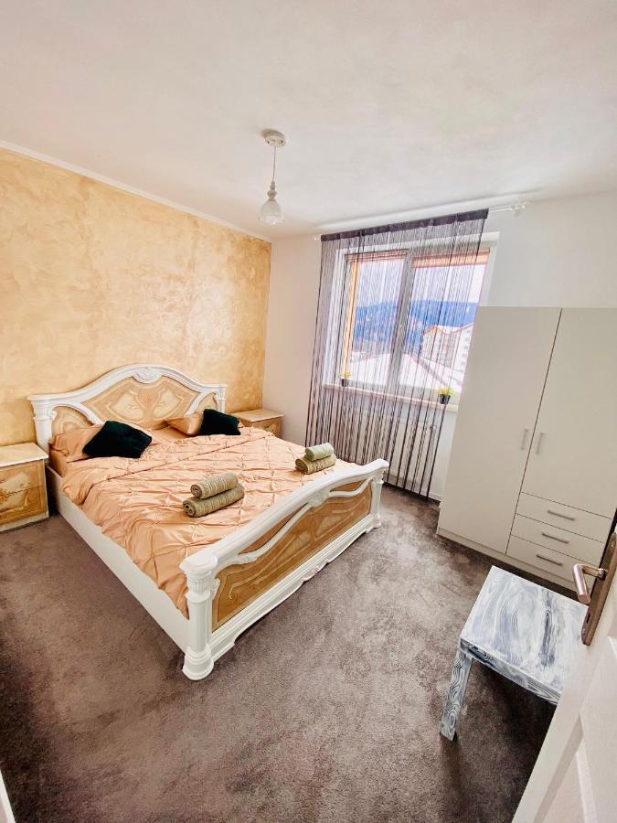 Apartament Tiron In Centru Orasului Gura Humorului Extérieur photo